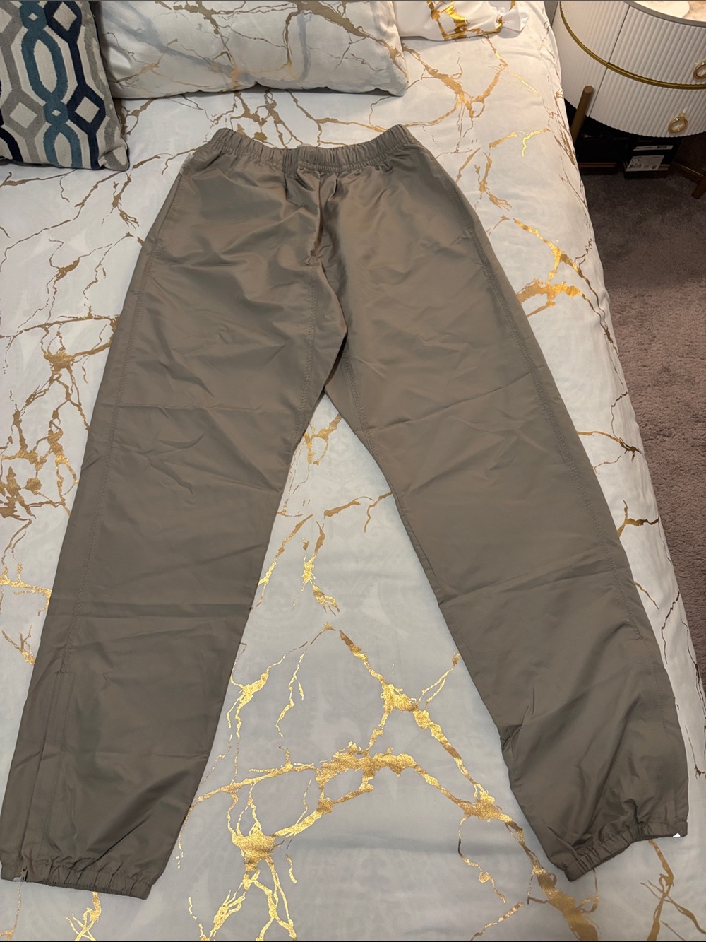 Zegna Sport Men's Elastic-Waist Jogger Pants in Taupe